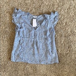 Women’s blouse. Size large